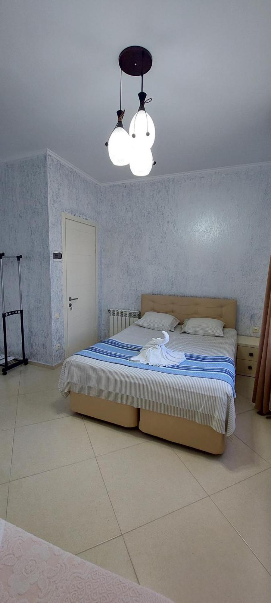 Hotel Ergo Batoemi Buitenkant foto