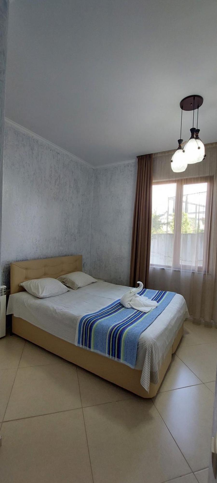 Hotel Ergo Batoemi Buitenkant foto