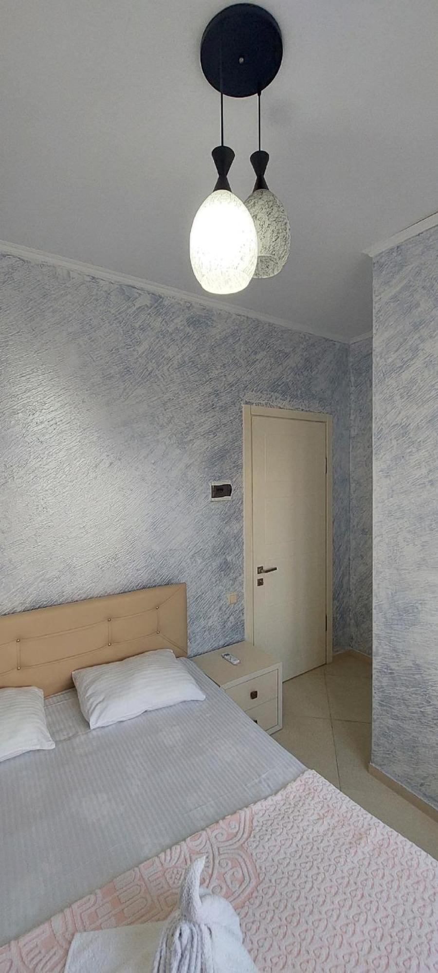 Hotel Ergo Batoemi Buitenkant foto