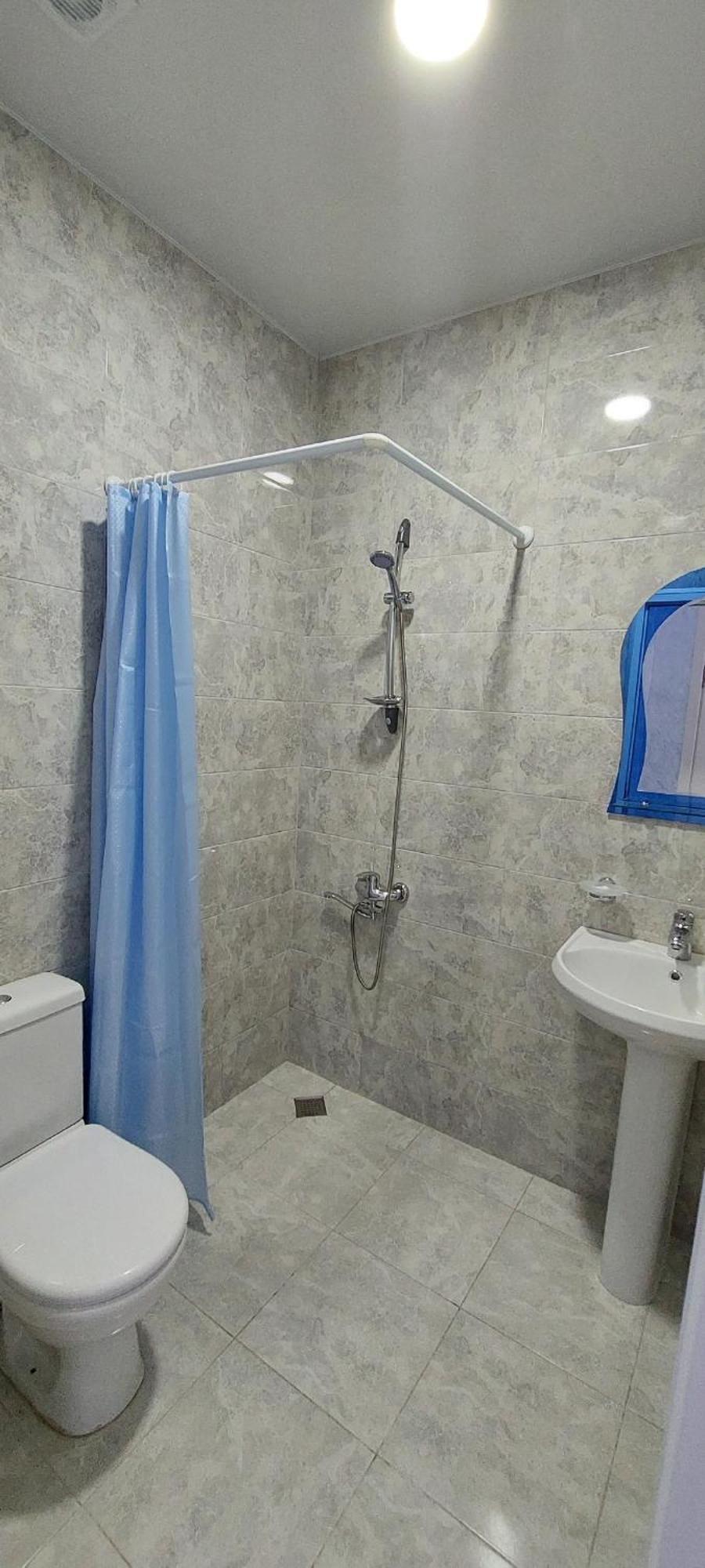 Hotel Ergo Batoemi Buitenkant foto