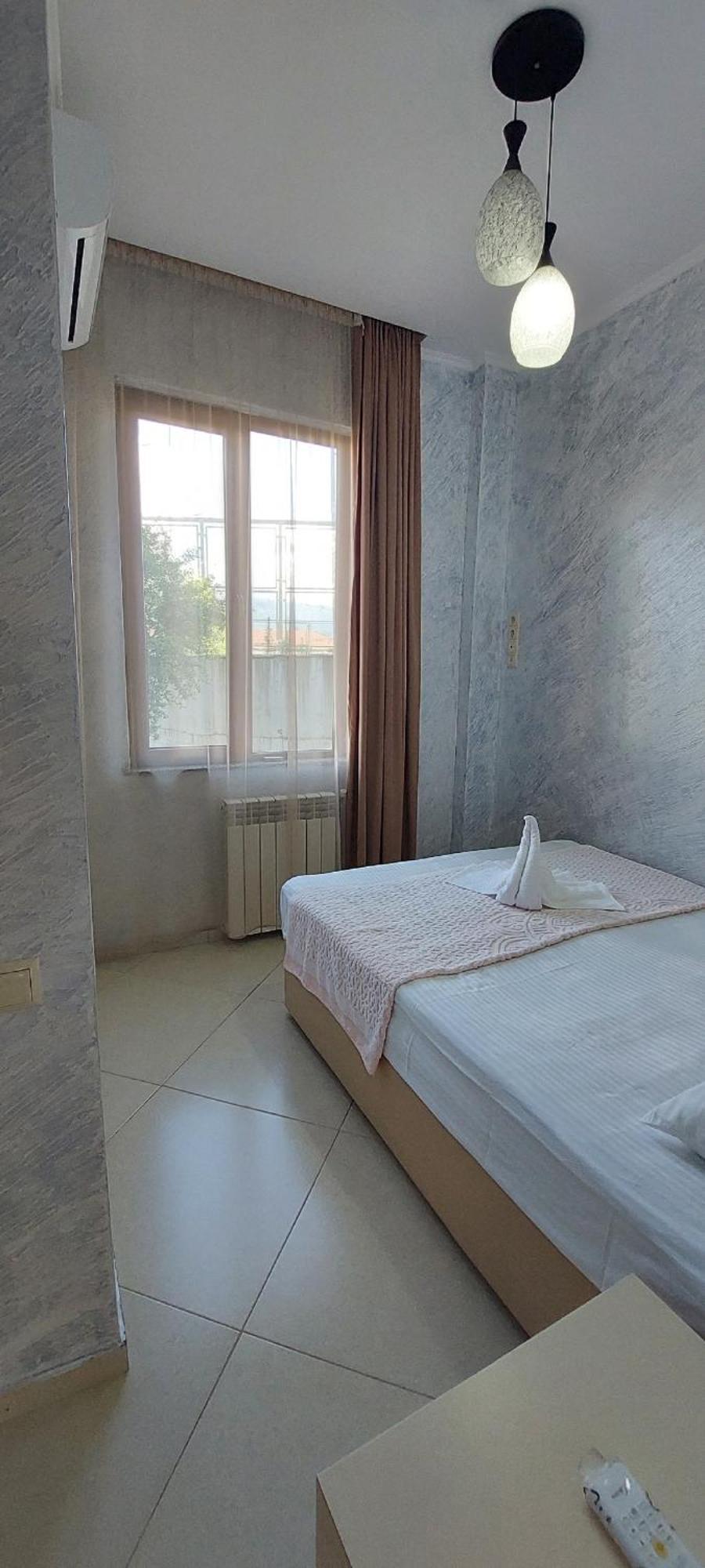 Hotel Ergo Batoemi Buitenkant foto